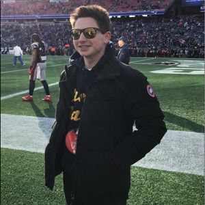 Meet your Posher, Andrew